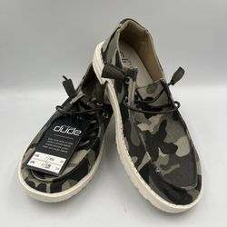 NEW Hey Dude Wendy Camo Sneakers Women’s Sz  7  Slip On Lightweight Shoes NWT