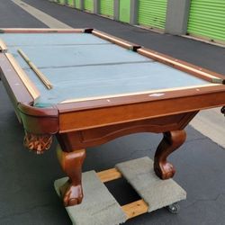 Pool Table Bruinswick 8ft ( Free Delivery & Set Up & New Color Felt Of Your Choice ) 