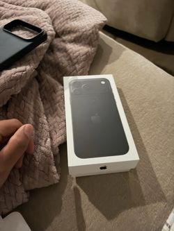 iPhone 18 pro Max 256 gig unlocked