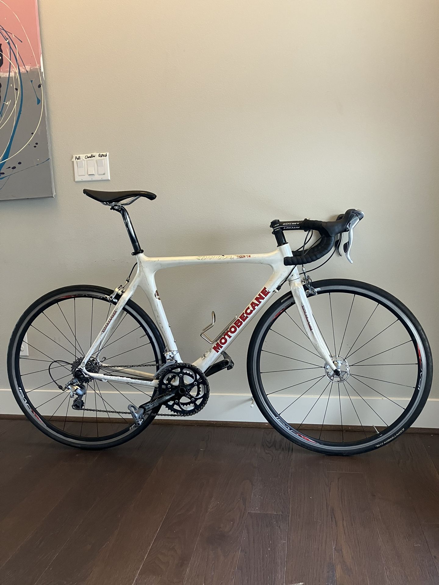 carbon fiber road bike