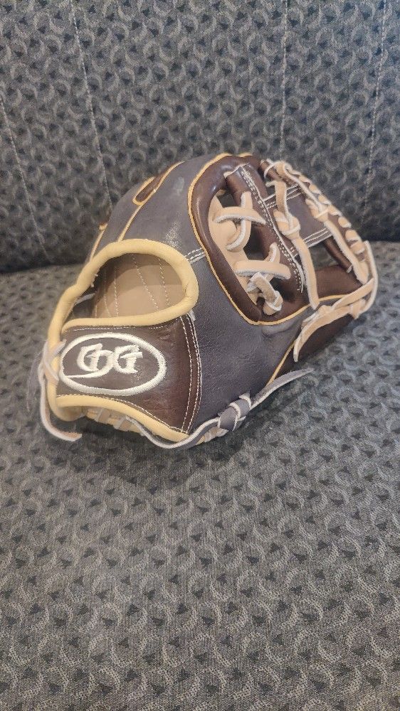 Softball Gloves