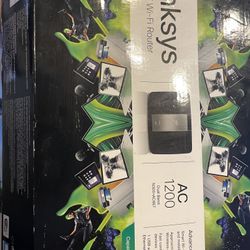 Linksys AC1200 Network Router 