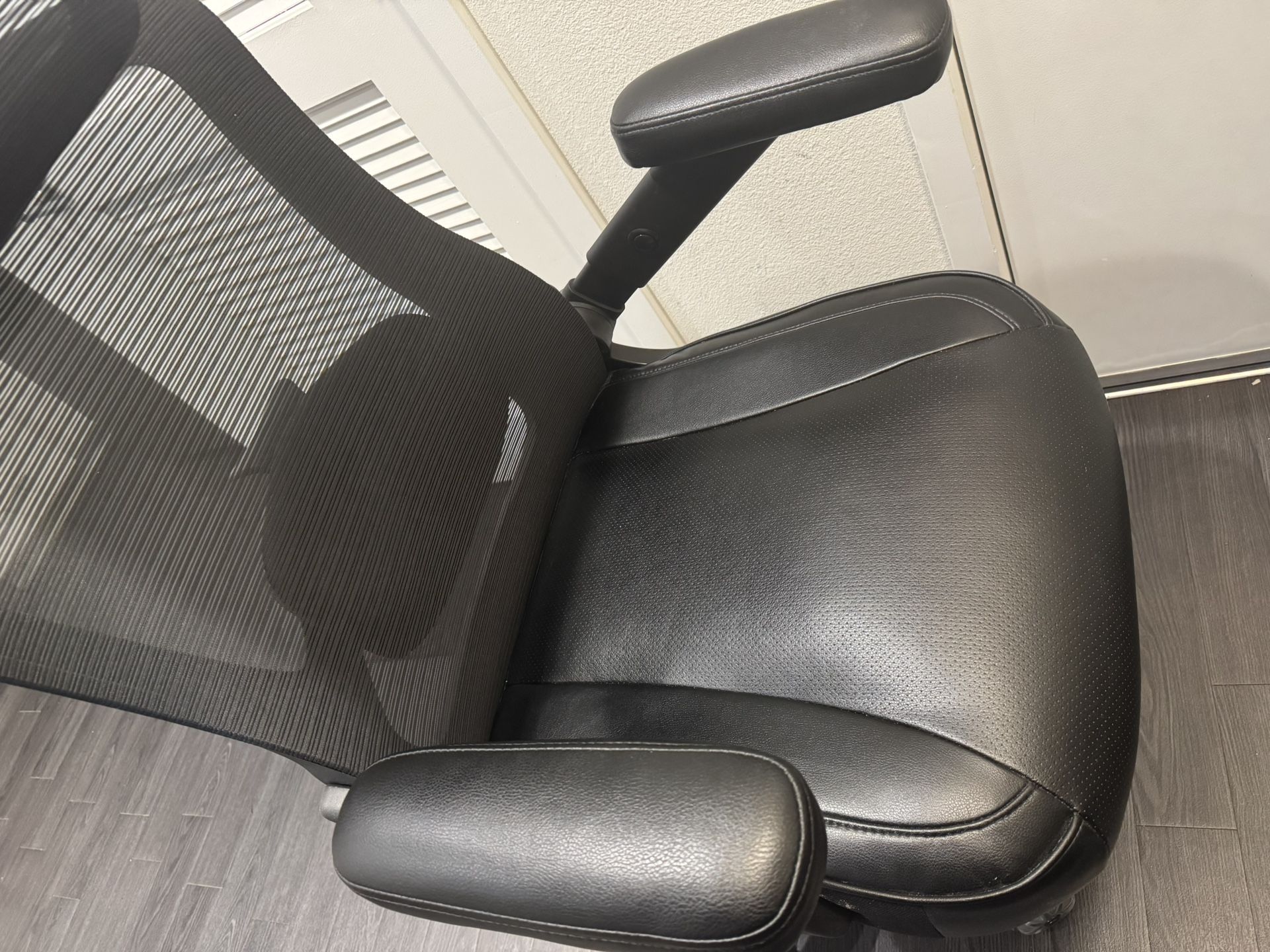 Ergonomic Office Chair