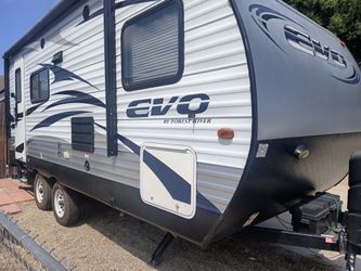 2017 Forest River Evo T1850