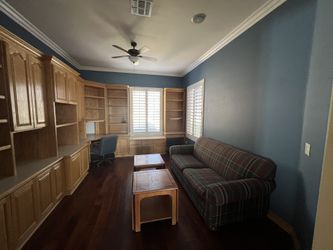 Couch, Sleeper Couch, Queening, Light Weight, Non Smoker, Good Condition, No Stains, $75