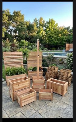 🌿 Custom Cedar Planters – Made to Order