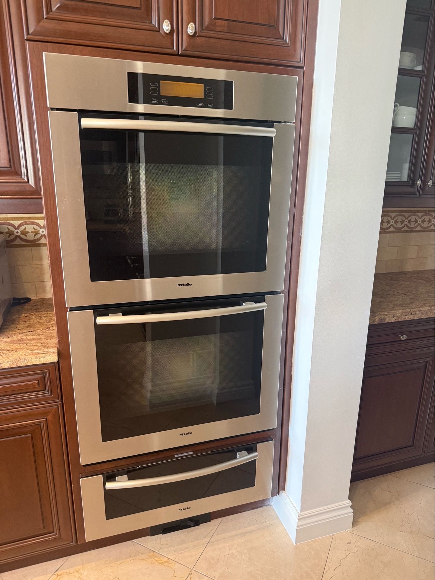 Miele Electric Wall Oven