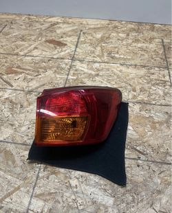 2006 - 2008 Lexus IS IS250 IS350 Sedan Right Side Quarter Panel Tail Light OEM