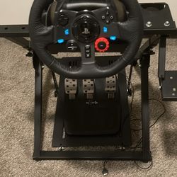 G29 Logitech And Pedals , Stand…