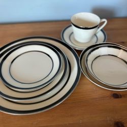 Lenox Fine China Set-includes 6 Sets 