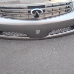 2005-2006 Infiniti G35 Sedan Complete Front Bumper With All The Accessories Oem.