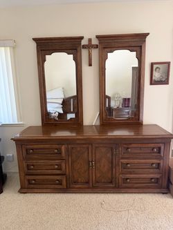 Mid century Modern Dresser