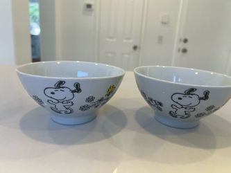 Snoopy bowls 2 for $4