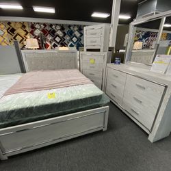 Queen Bedroom Set