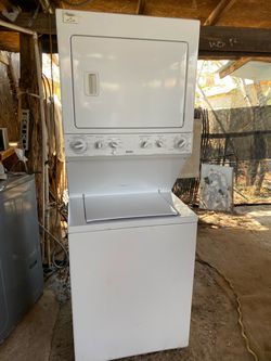 Kenmore electric  stackable 27 L inch