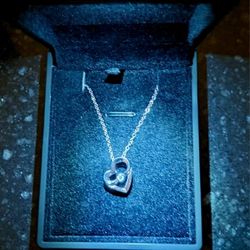 925 Sterling Silver Pendant Necklace With LED Box