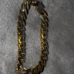 Brand new 10k gold sleek Miami Cuban 8inch bracelet 9.5mm 16.2g all real gold no trades