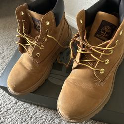 Kids Timberland Boots Size 3y