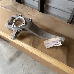 Right Knuckle Spindle Jeep