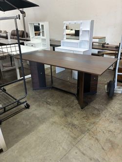 Blotout Extendable Dining Table for 6-10 People, Modern Farm Style Wooden Kitchen Table from 59'' to 86.6'',