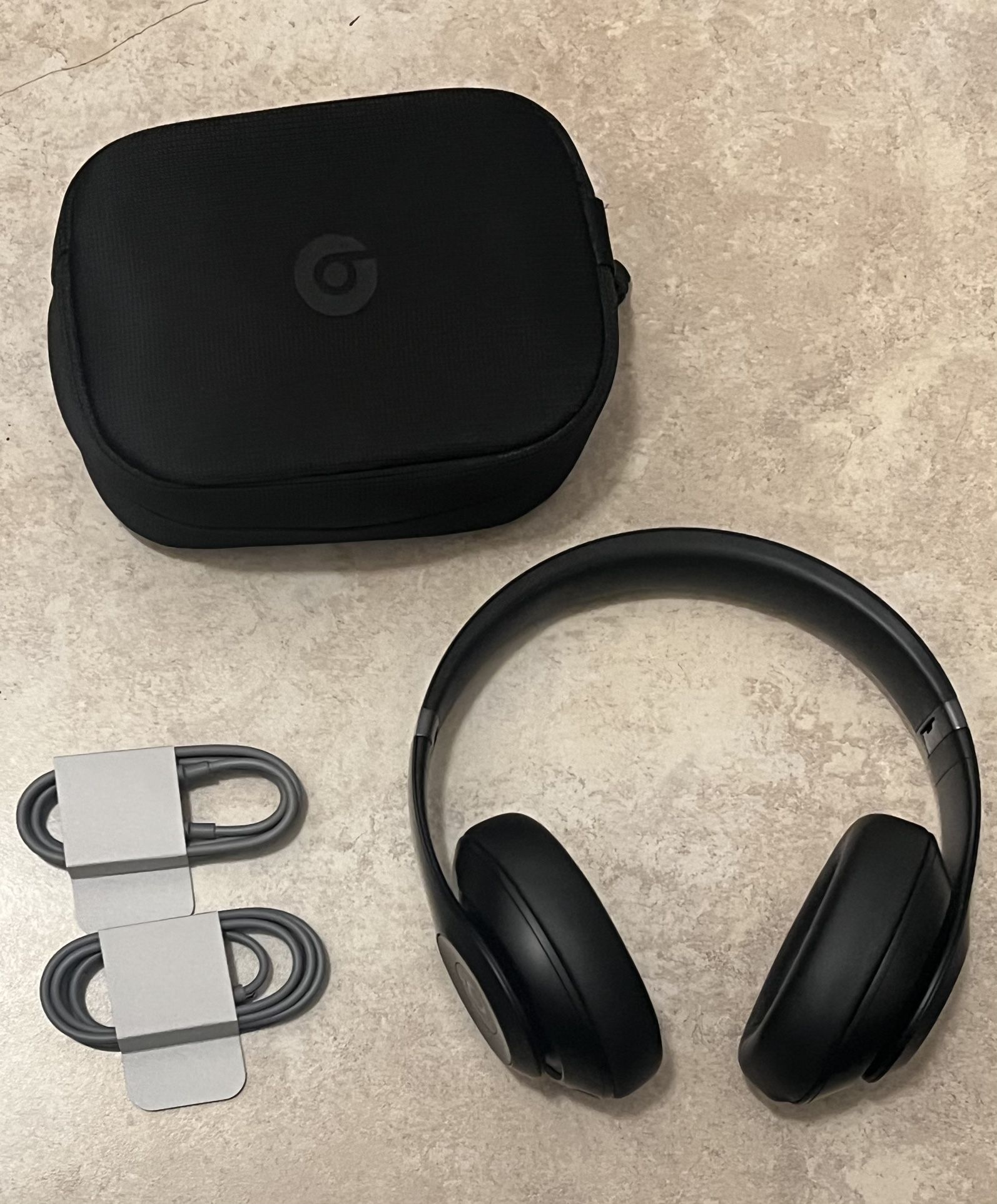 Beats Studio Pro