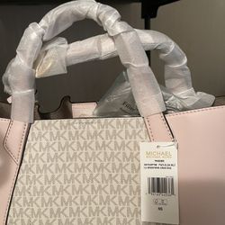 Authenic Michael Kors Phoebe Handbag