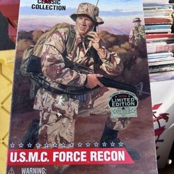 1997 GI Joe Classic Collection U.S.M.C Force Recon Action Figure Vintage