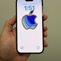 iPhone 14 Pro 128 GB, Good Condition!! UNLOCKED use any carrier.  Hablo Espanol.