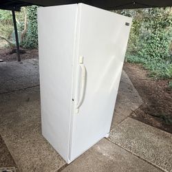 Upright Freezer Frigidaire
