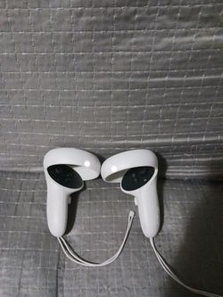 Oculus Quest 2 Meta Left and Right Hand Controller pair - Meta Quest 2 Video Game Controller - Virtual Reality