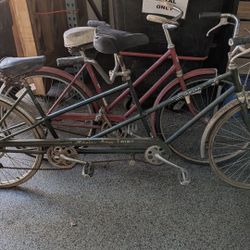 VINTAGE SCHWINN DE LUXE TWINN. TANDEM BICYCLE.  SEE DESCRIPTION. 