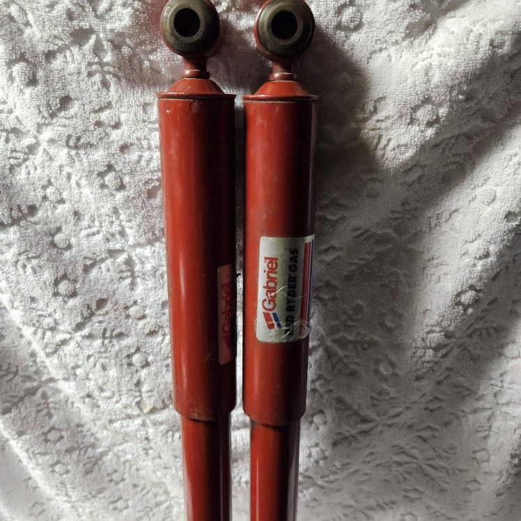 2ea. Gas Shocks- Gabriel "Red Rider".