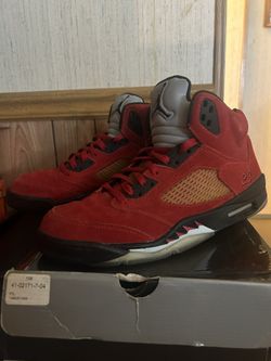 Jordan 5 Retro Raging Bull Size 10.5