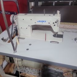 Juki DDL-550N Sewing Machine Table 