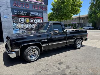Chevy C10 wheel 15x10 available 39$ down payment