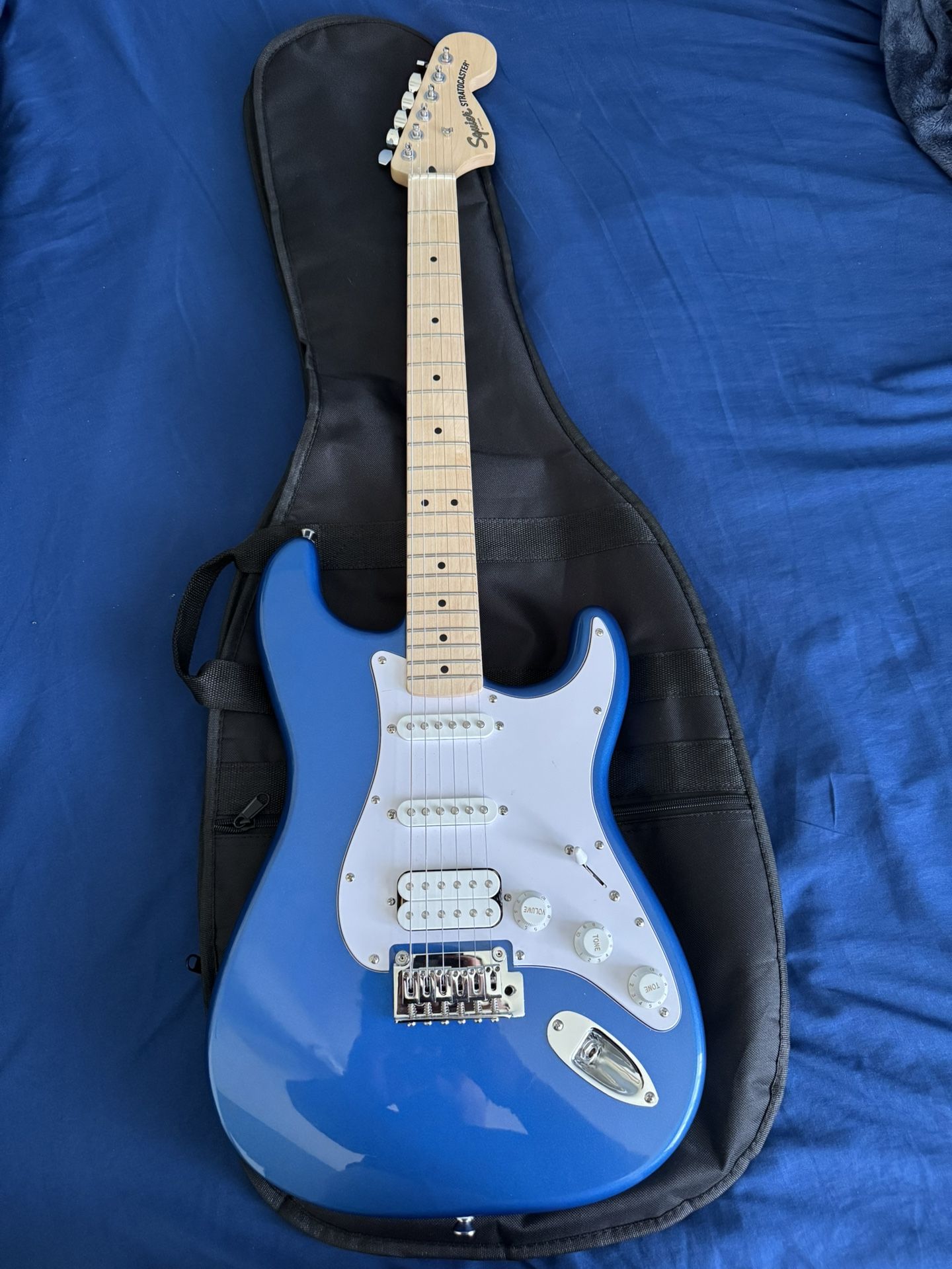 Fender Stratocaster ElectricGuitar Aqua Marine Metalic