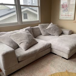 Londsdale Chaise Sectional in Cream