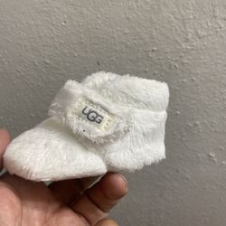 UGG® Kids' Bixbee Washable Slip-On Crib Shoes (Infant)