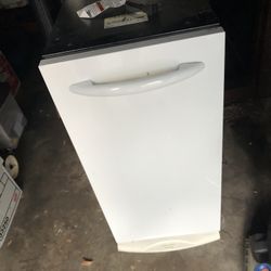 GE Profile Trash Compactor (Ca. 2005)