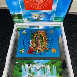 Vintage Cosmic Light Imagery Clock (Virgen Guadalupe)