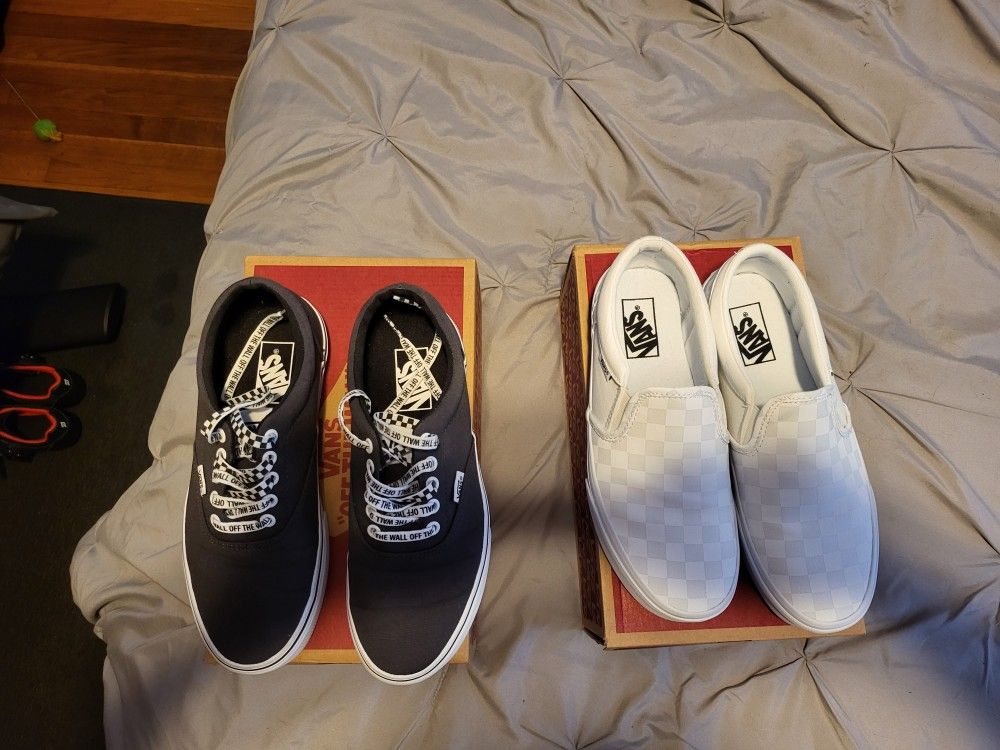 2 Pairs Of Vans Used Once Size 7 1/2 Mens