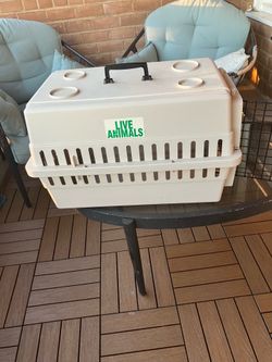 Animal carrier