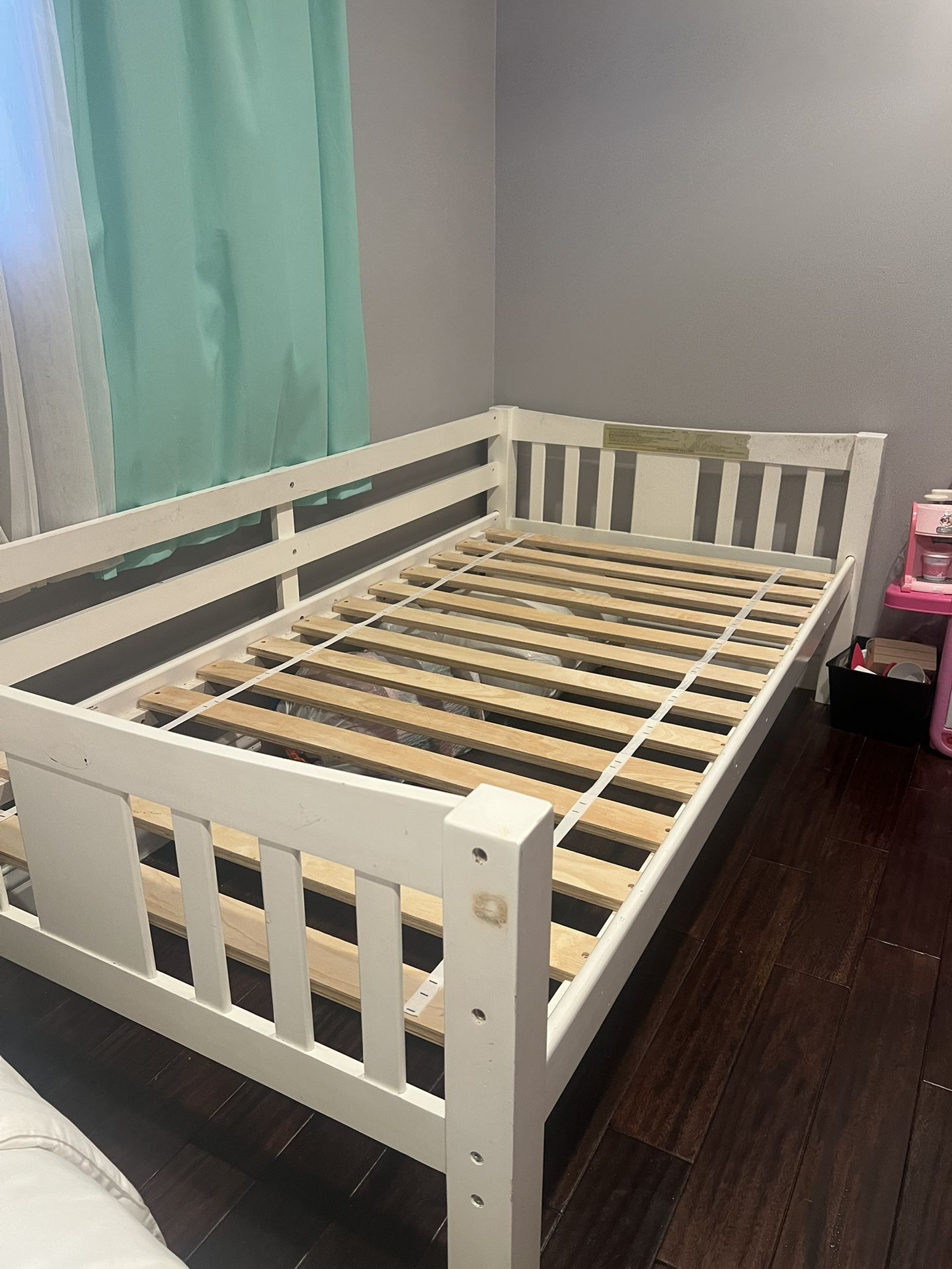 Twin Bed