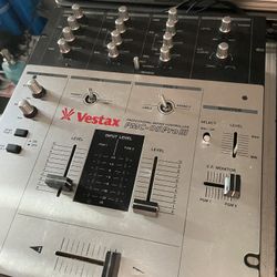Vestax Pmc 05 111 Mixer 