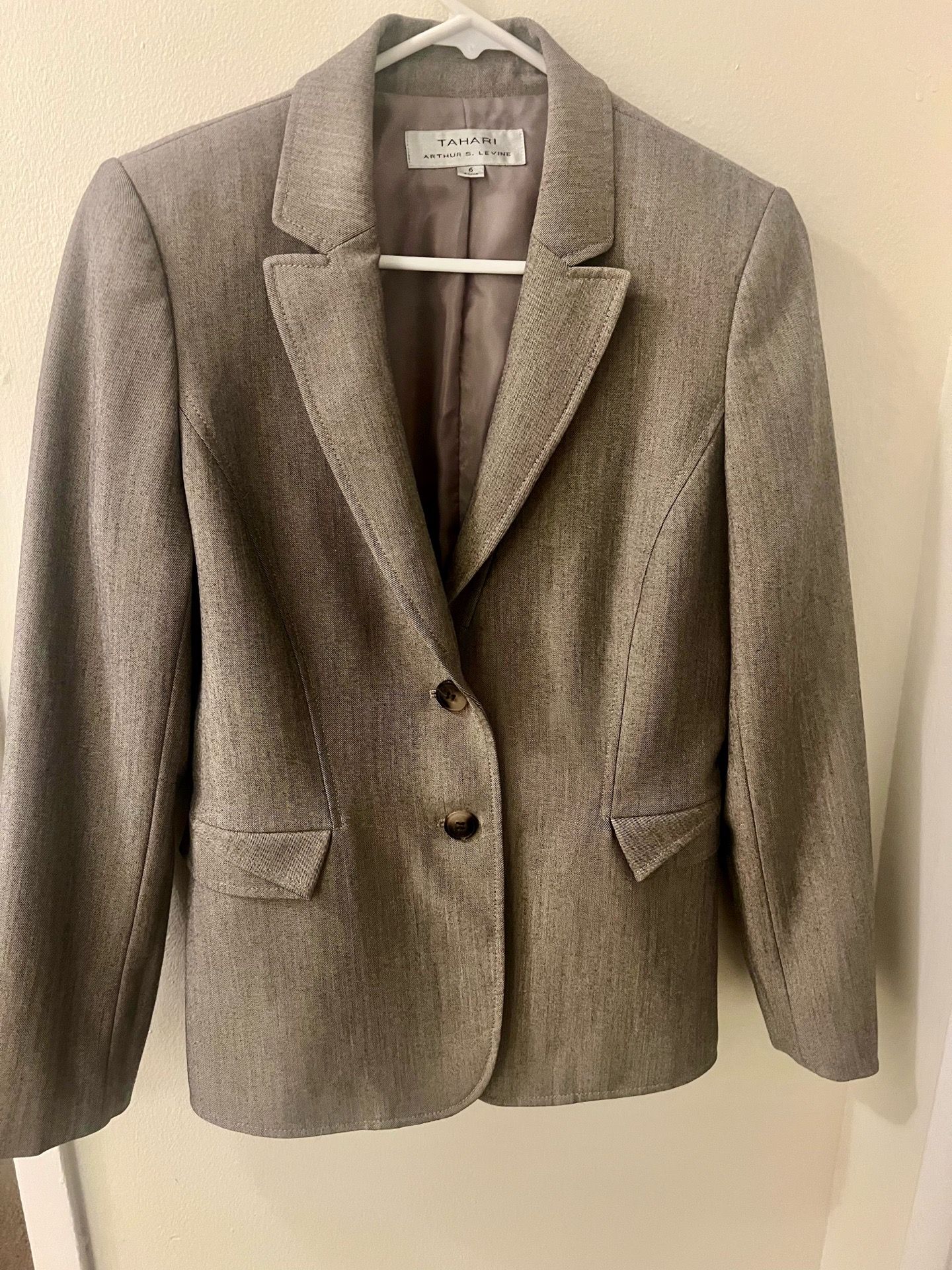 Tahari Arthur S. Levine Tan Brown Blazer
