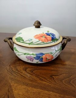 Villeroy & Boch Amapole Enameled Dutch Oven/cookware With lid. Made In Germany. Brand New. 