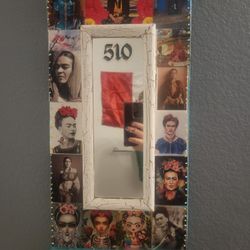 Frida Kahlo Mirror