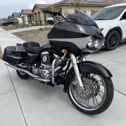 2005 Harley Road Glide 