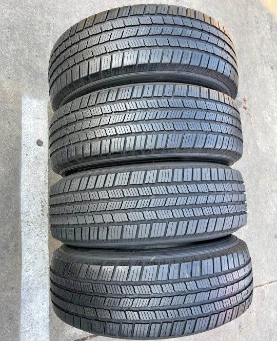 245 75 16 Tires Con 80% De Vida Las 4 De La Marca Michelín