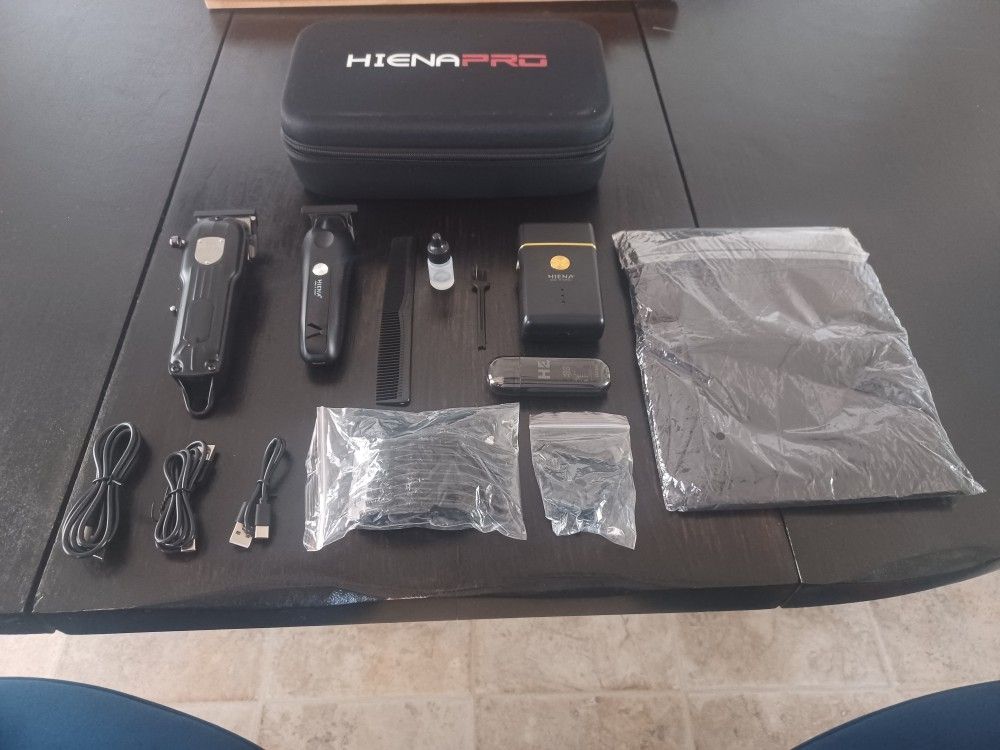 Hiena Shaving Kit